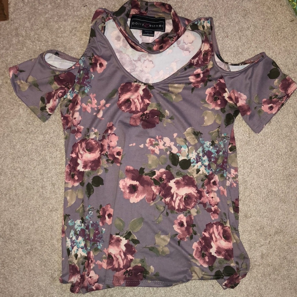 Large short sleeved floral top
